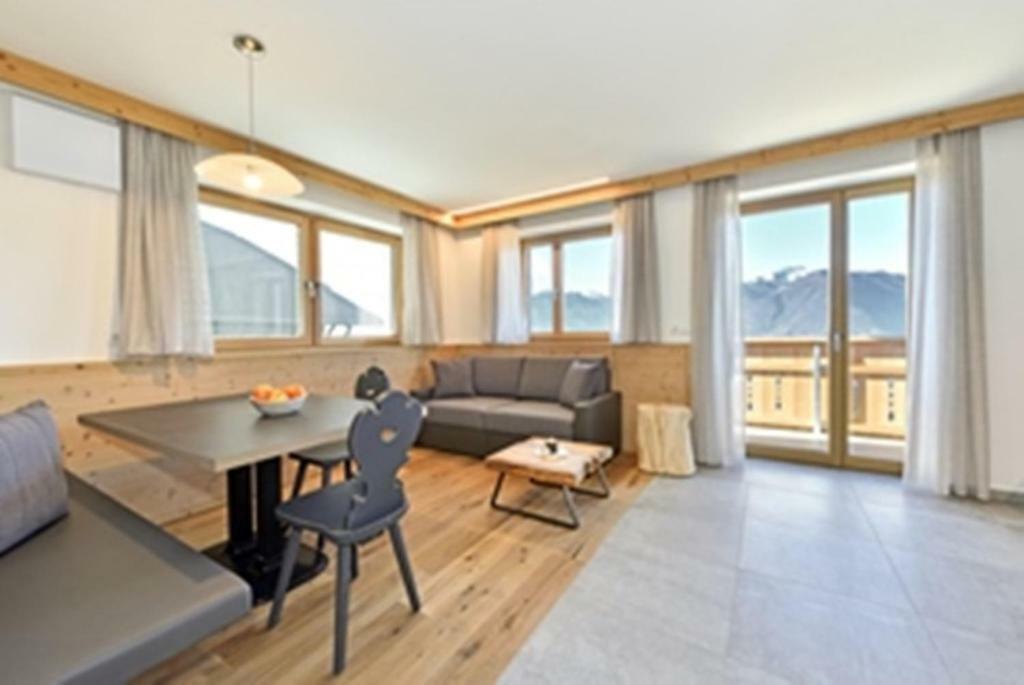 Forchnerhof Panorama - Dolomitenblick โรเดงโก ภายนอก รูปภาพ